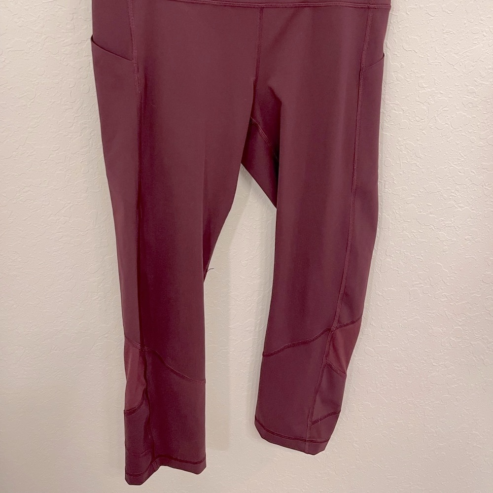Burgundy Lululemon yoga pants luxtreme